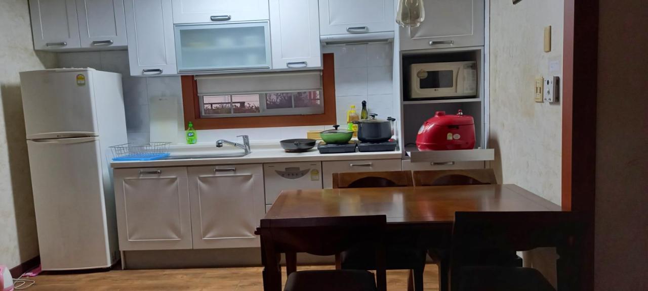 Daecheon Ocean Hill Pension Boryeong Eksteriør billede